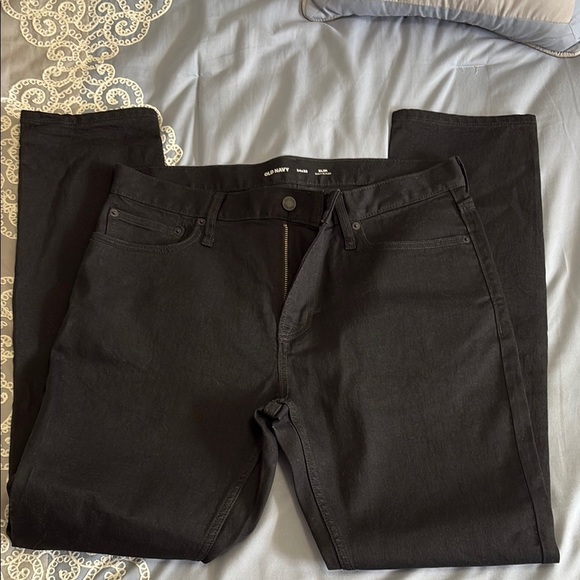 Old Navy Men's Dark Gray Slim Jeans - Picture 4 of 8
